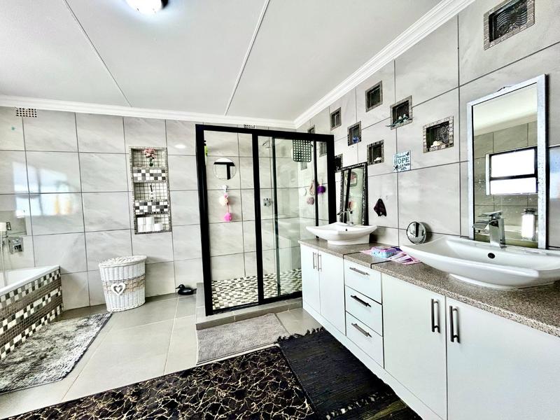 22 Bedroom Property for Sale in Schietfontein Ah North West